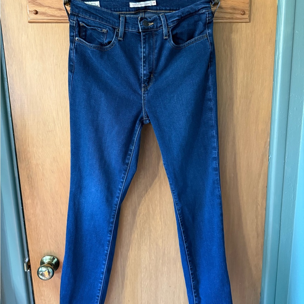 Levi's Women's Straight Leg Jeans in Deep Blue